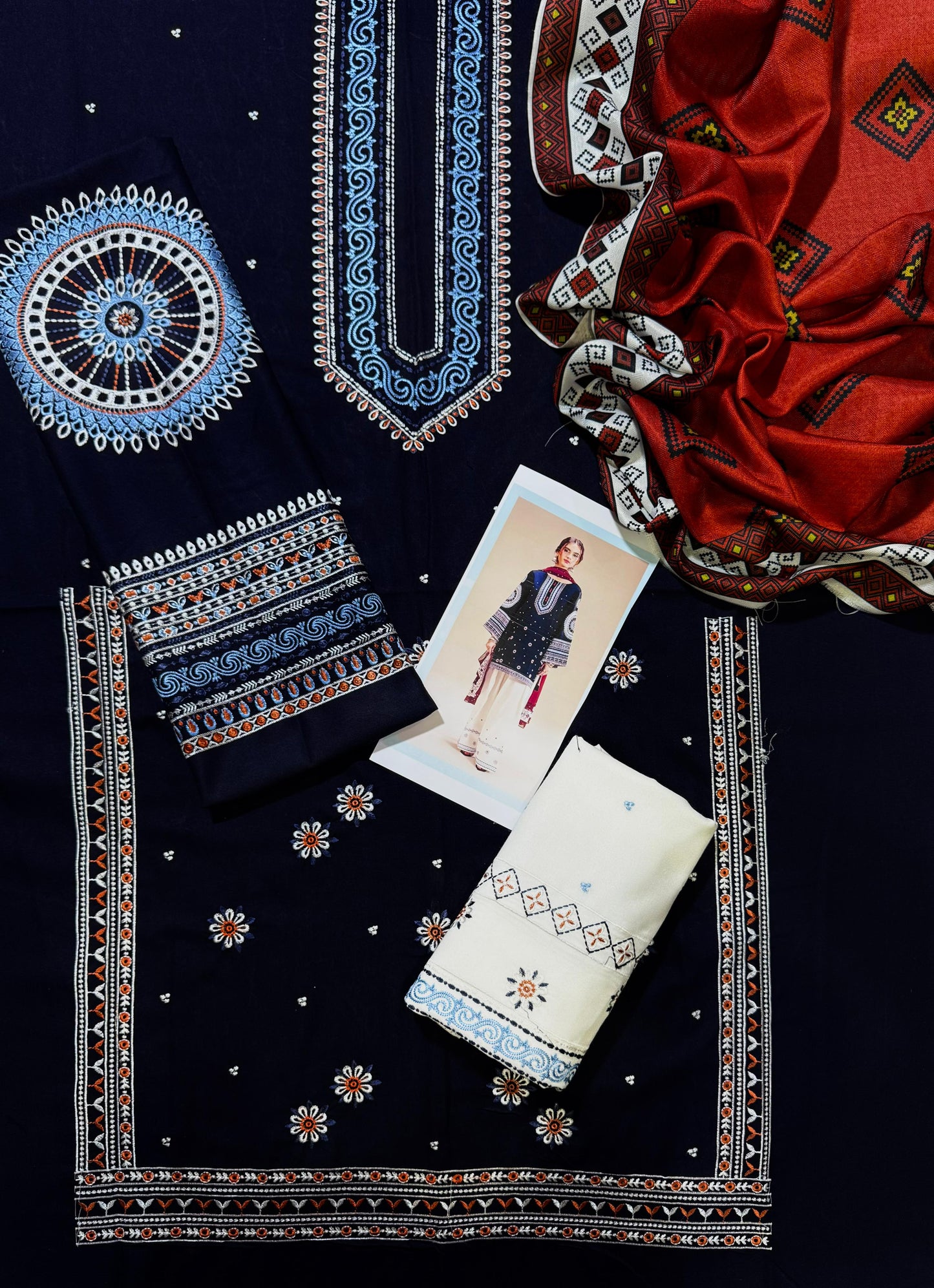 JAZMIN Embroidered Dhanak Unstitched 3Piece D-001